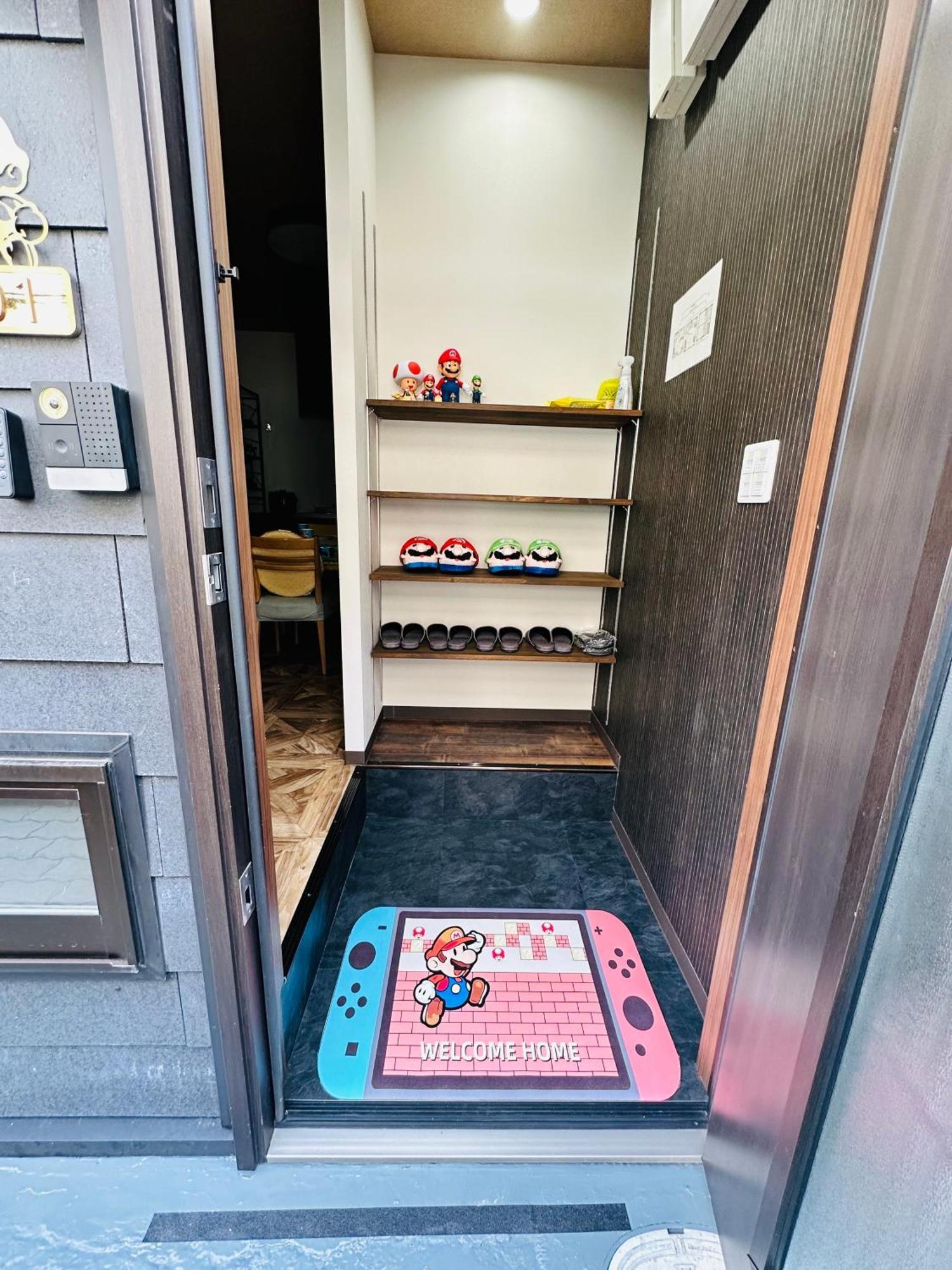 Meeno Nishikujo 101 Mushroom Villa Ōsaka